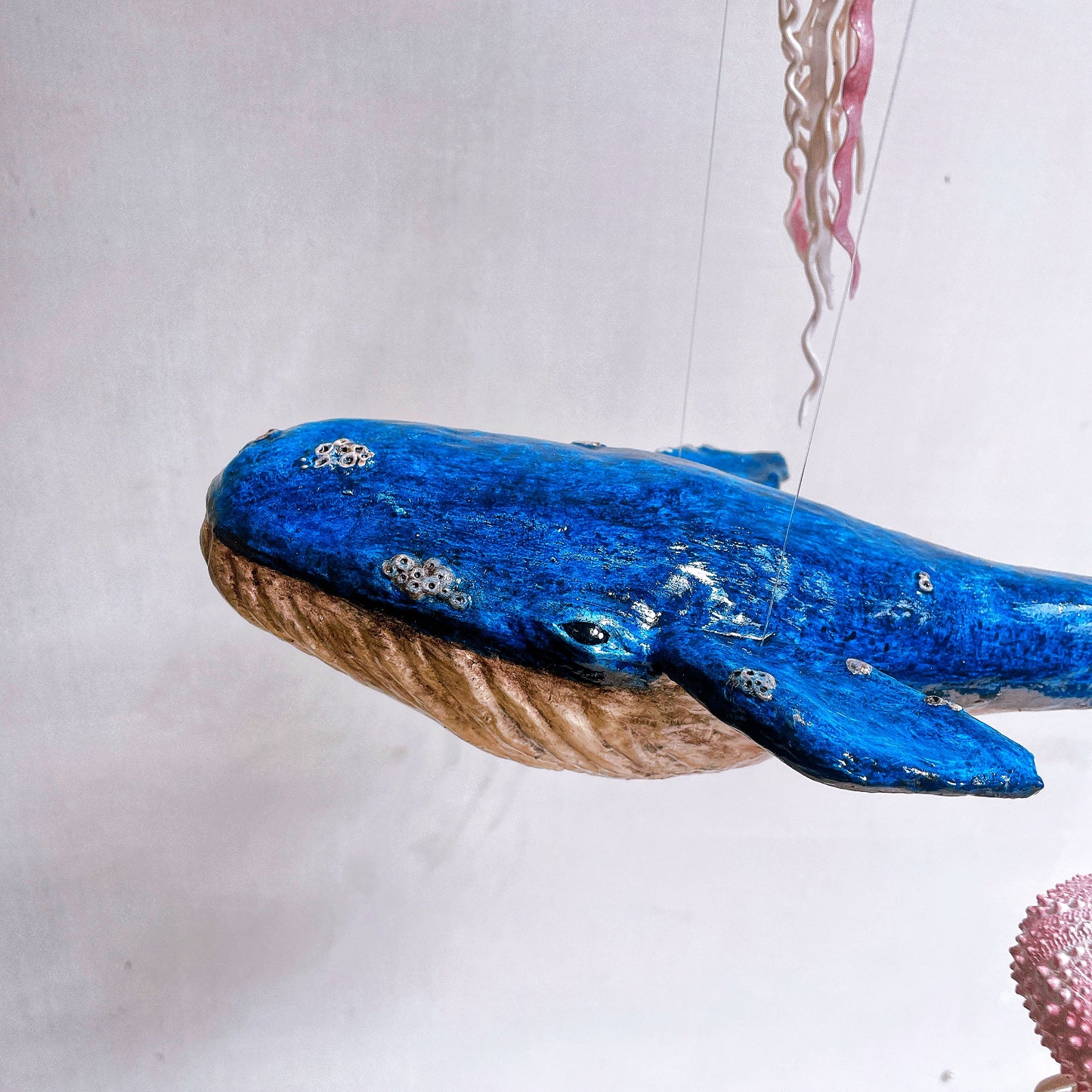 Colgante Ballenas y medusas