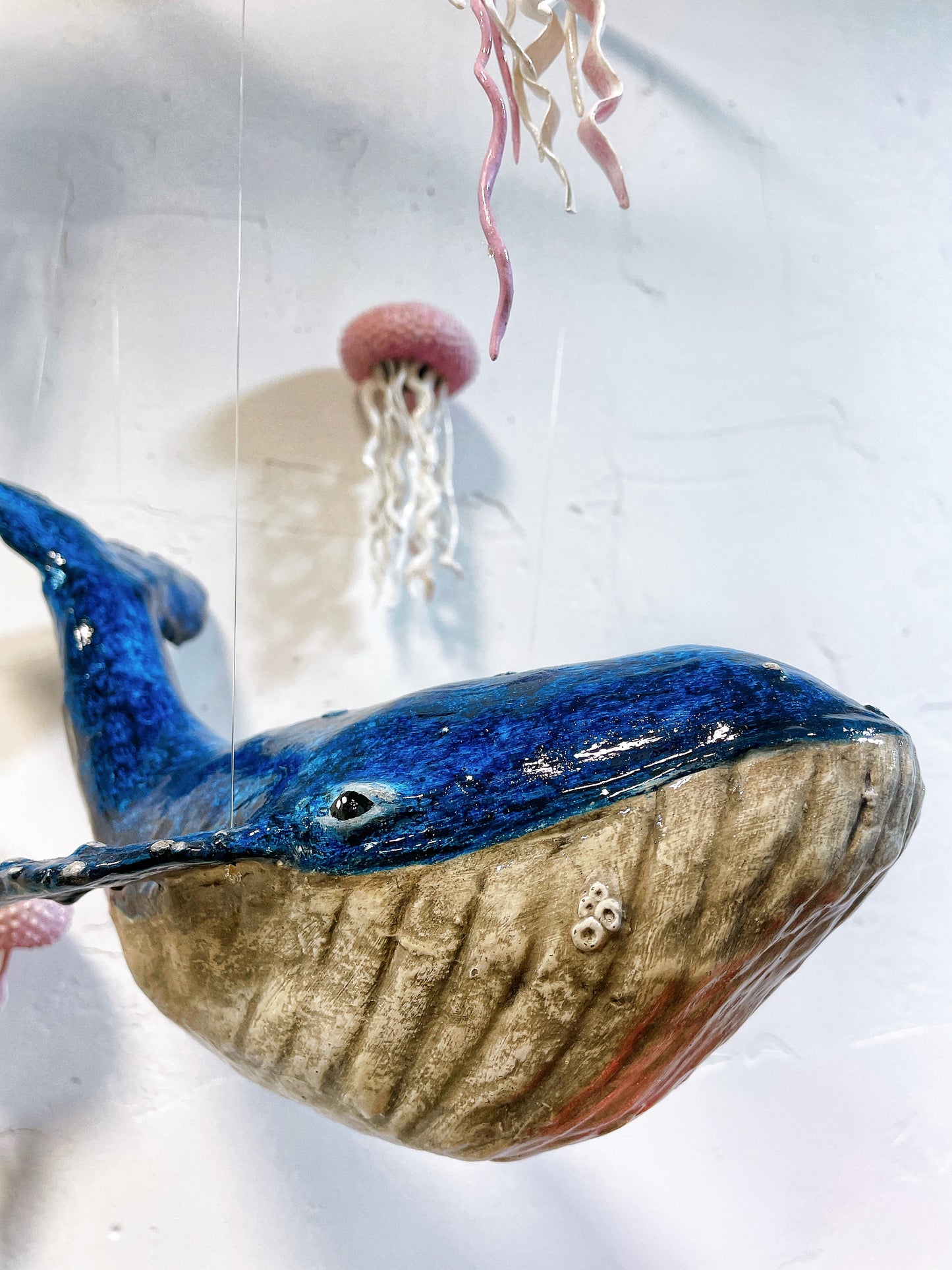 Colgante Ballenas y medusas